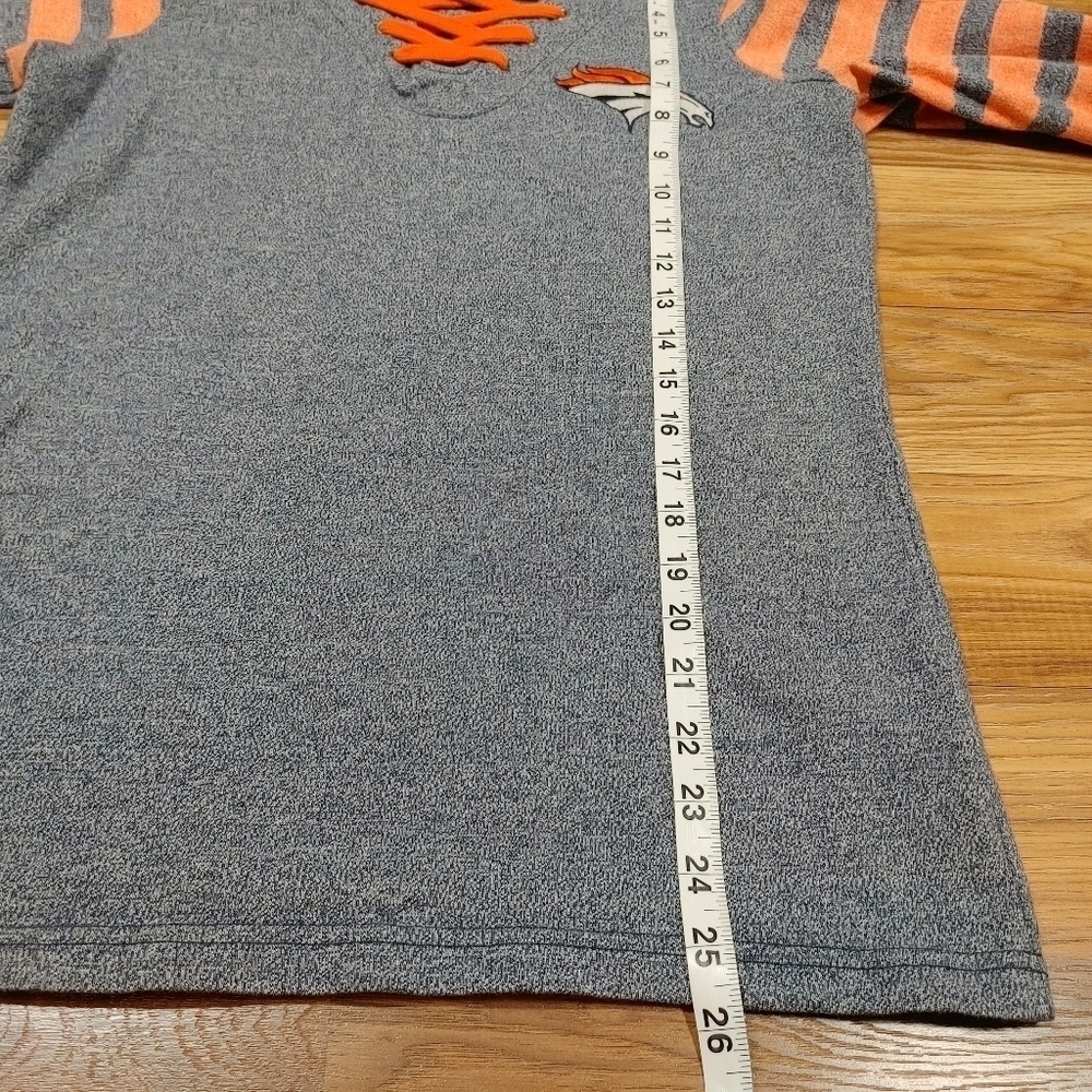 Antigua Broncos Tie Up V Neck Sweatshirt Medium - Picture 4 of 10